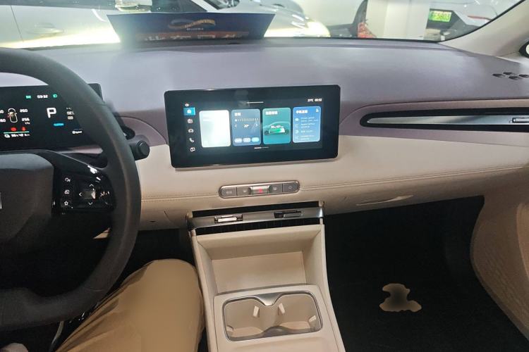 Used MG 4 EV 2026 Model 437 All-in-One Edition Center Console