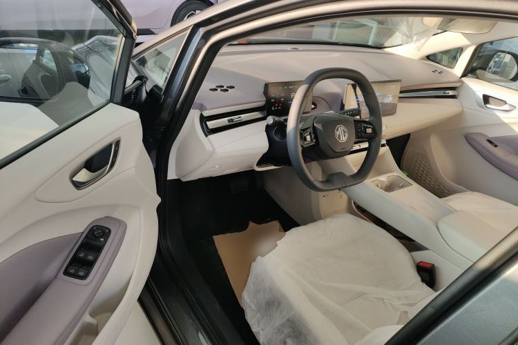 Used MG 4 EV 2026 Model 437 All-in-One Edition Driver Seat