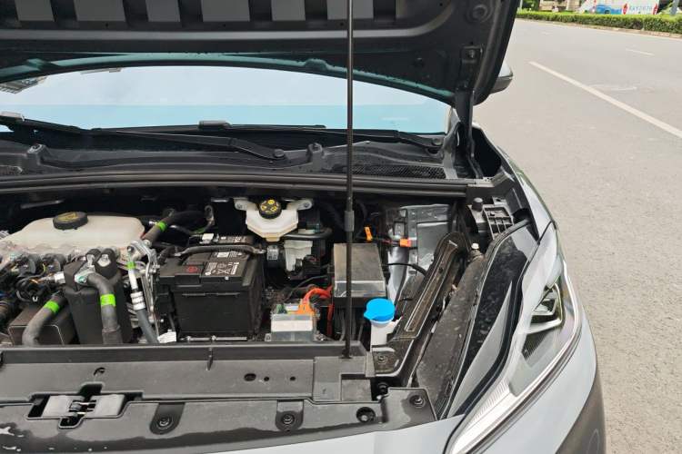 Used MG 4 EV 2026 Model 530 Smart Fun Edition Engine Bay Left