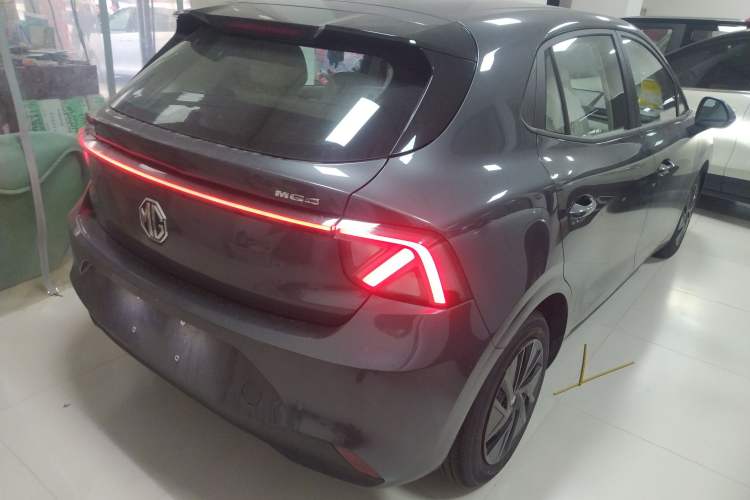 Used MG 4 EV 2026 Model 437 All-in-One Edition Exterior 5
