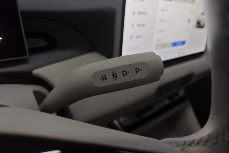 Used MG 4 EV 2026 Model 437 Freedom Edition Gear Lever