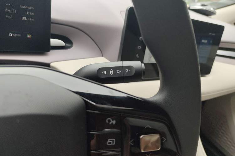 Used MG 4 EV 2026 Model 437 All-in-One Edition Gear Lever