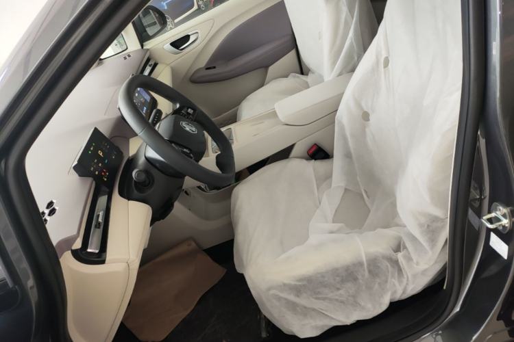 Used MG 4 EV 2026 Model 437 All-in-One Edition Left Front Seat