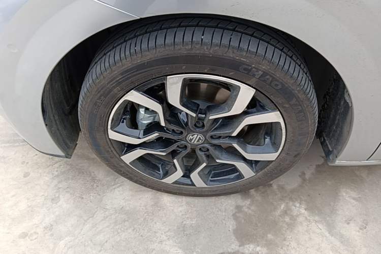 Used MG 4 EV 2026 Model 530 Smart Fun Edition Left Front Wheel Hub