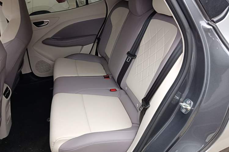 Used MG 4 EV 2026 Model 530 Smart Fun Edition Left Rear Seat