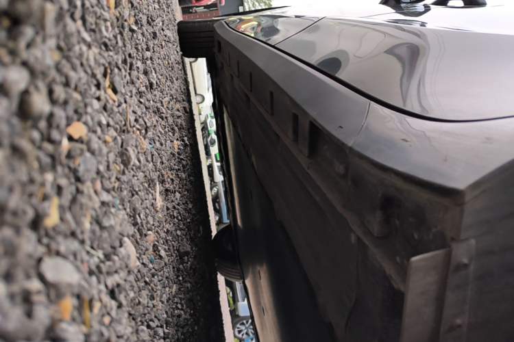 Used MG 4 EV 2026 Model 437 Composed Edition Left Side Sill