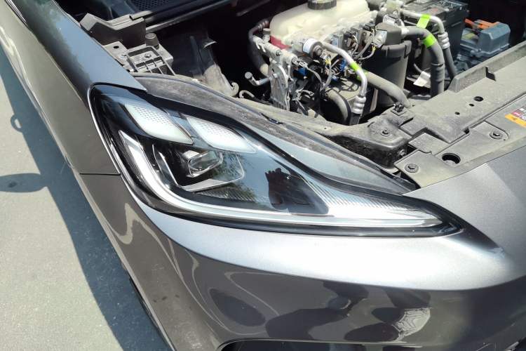 Used MG 4 EV 2026 Model 437 All-in-One Edition Right Front Headlight