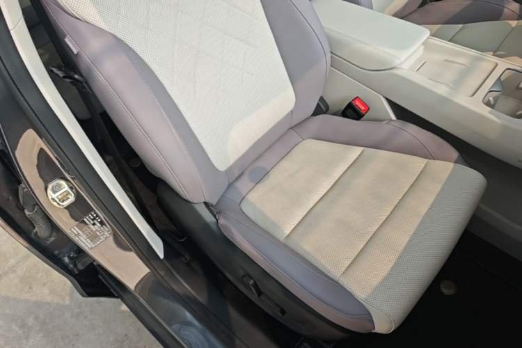 Used MG 4 EV 2026 Model 437 Freedom Edition Right Front Seat