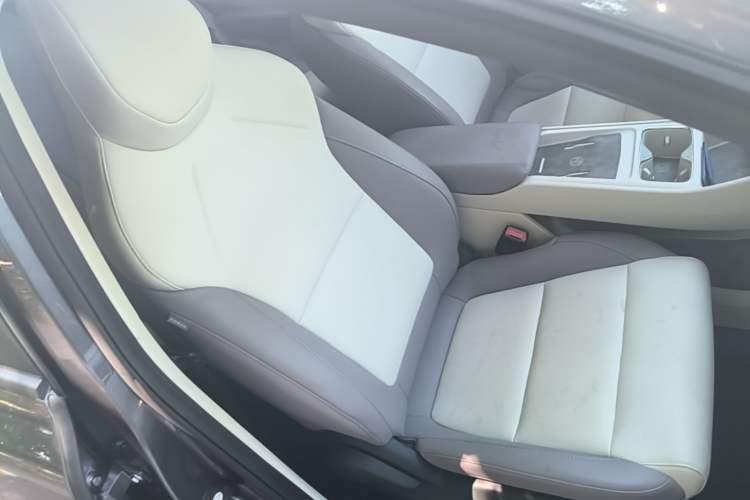 Used MG 4 EV 2026 Model 437 Composed Edition Right Front Seat