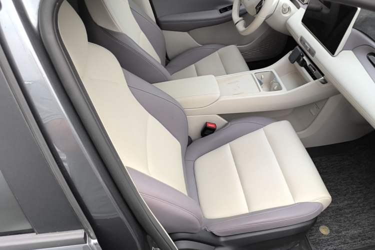 Used MG 4 EV 2026 Model 437 Composed Edition Right Front Seat