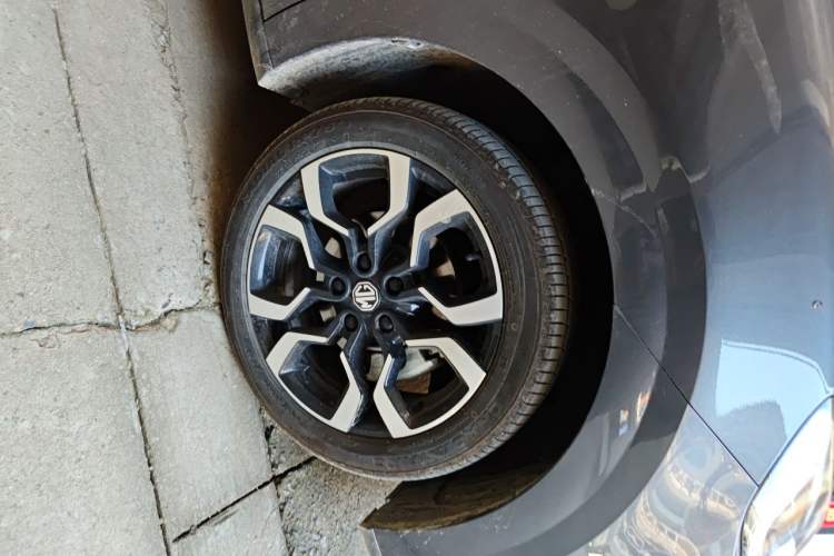 Used MG 4 EV 2026 Model 437 Freedom Edition Right Front Wheel Hub