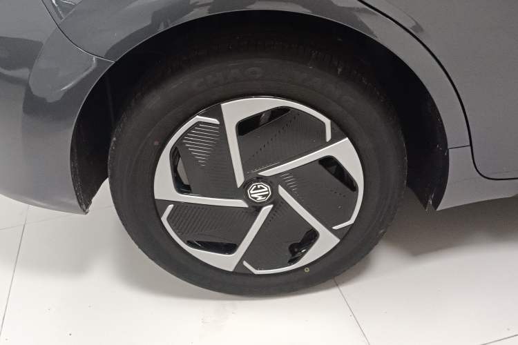 Used MG 4 EV 2026 Model 437 Composed Edition Right Rear Wheel Hub