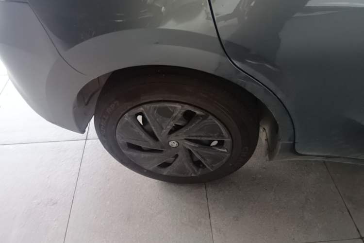 Used MG 4 EV 2026 Model 437 All-in-One Edition Right Rear Wheel Hub