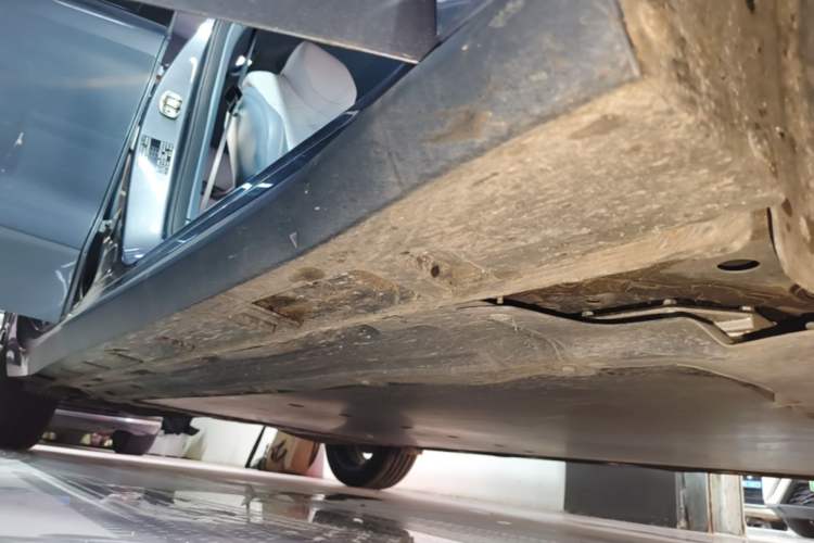 Used MG 4 EV 2026 Model 437 Freedom Edition Right Side Sill