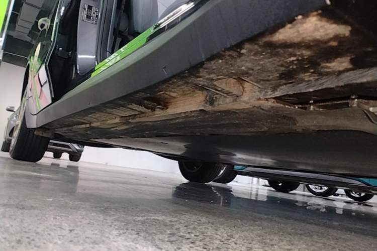 Used MG 4 EV 2026 Model 437 Composed Edition Right Side Sill