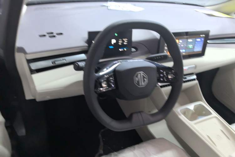 Used MG 4 EV 2026 Model 437 All-in-One Edition Steering Wheel