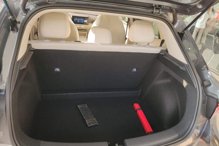 Used MG 4 EV 2026 Model 437 All-in-One Edition Trunk