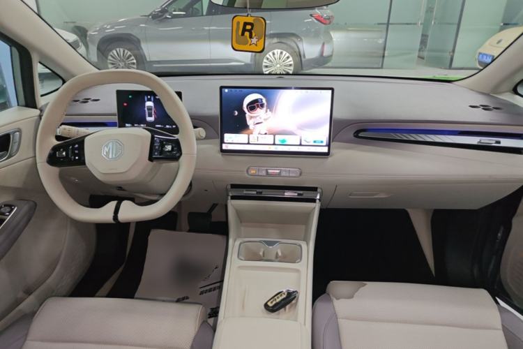 Used MG 4 EV 2026 Model 437 Freedom Edition Center Console