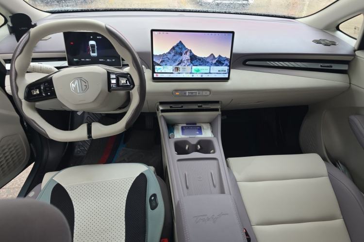 Used MG 4 EV 2026 Model 437 Composed Edition Center Console