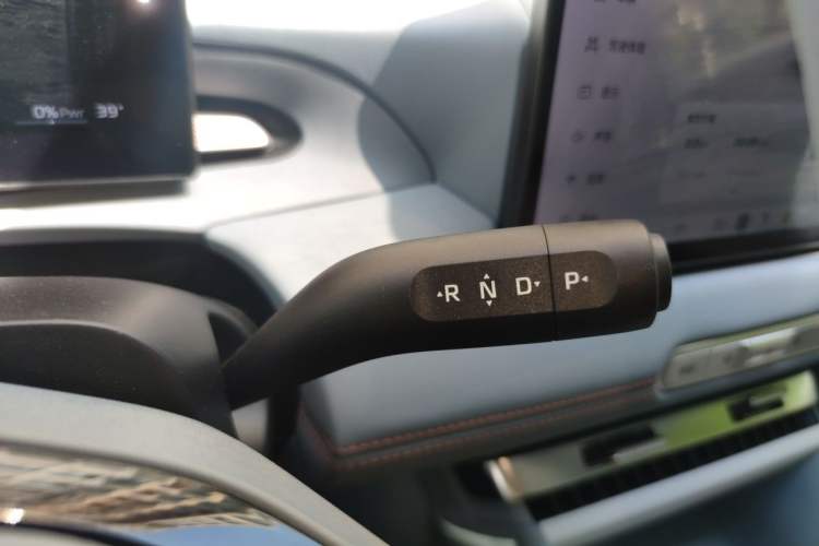 Used MG 4 EV 2026 Model 437 Freedom Edition Gear Lever