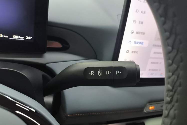 Used MG 4 EV 2026 Model 437 Composed Edition Gear Lever