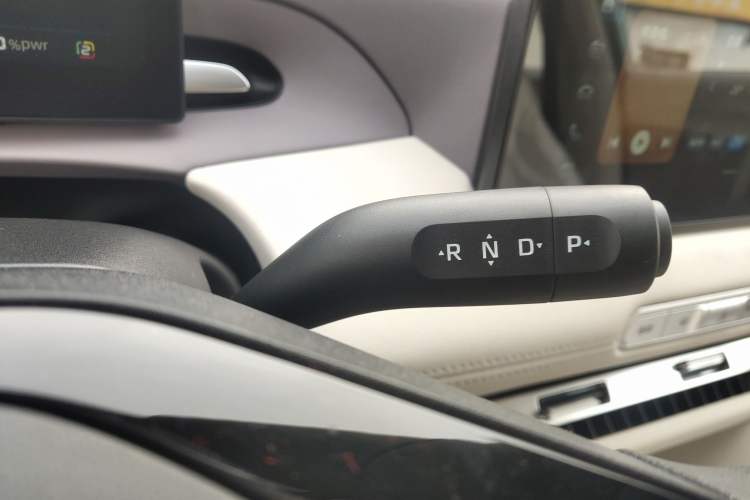 Used MG 4 EV 2026 Model 437 All-in-One Edition Gear Lever
