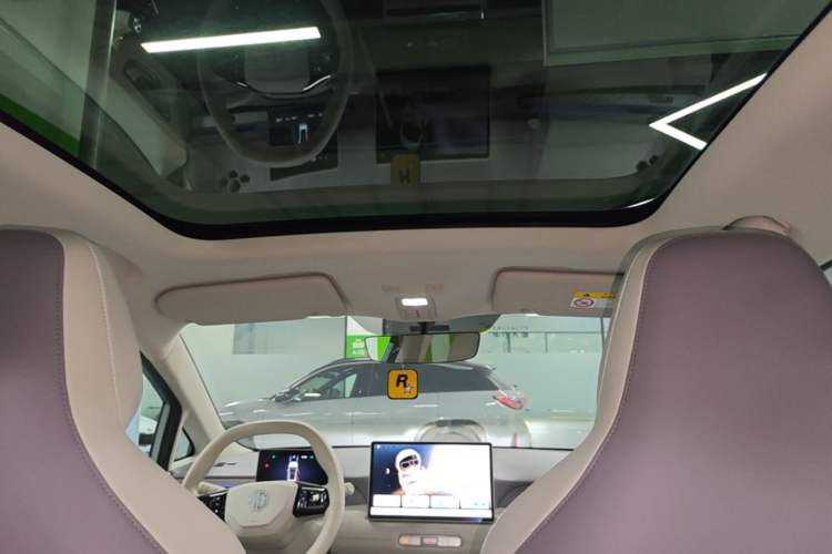 Used MG 4 EV 2026 Model 437 Freedom Edition Headliner
