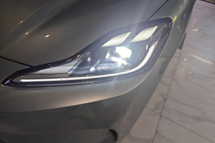 Used MG 4 EV 2026 Model 437 Freedom Edition Left Front Headlight