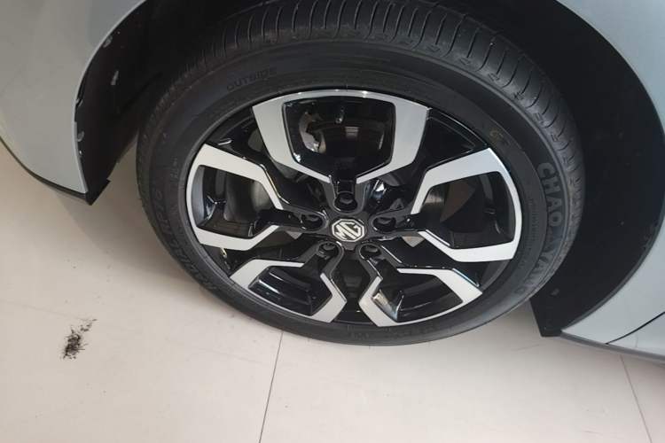 Used MG 4 EV 2026 Model 437 Freedom Edition Left Front Wheel Hub
