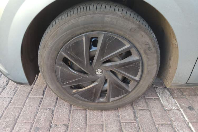 Used MG 4 EV 2026 Model 437 All-in-One Edition Left Front Wheel Hub