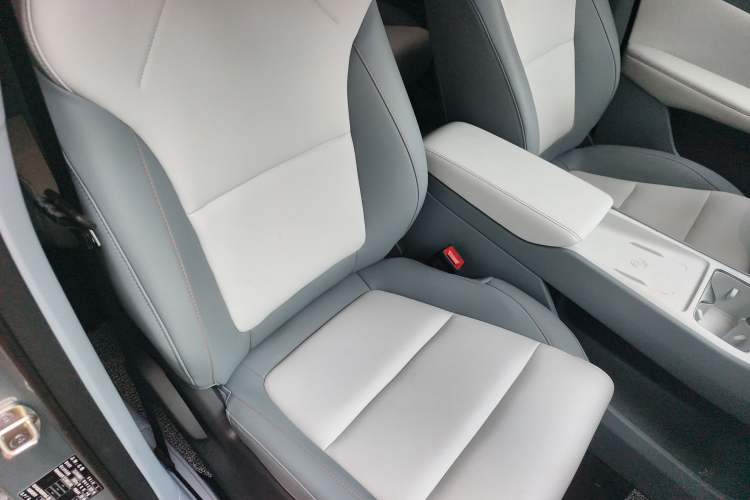 Used MG 4 EV 2026 Model 437 Composed Edition Right Front Seat