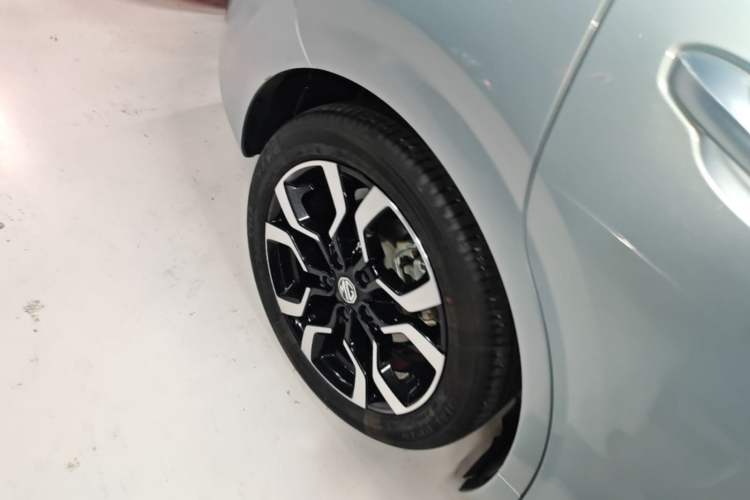 Used MG 4 EV 2026 Model 437 Freedom Edition Right Rear Wheel Hub