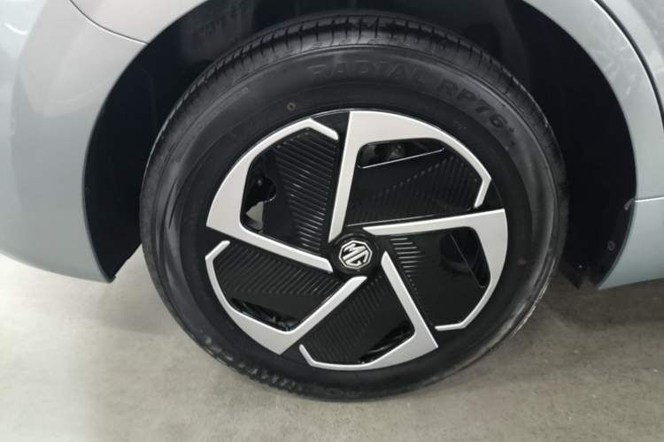 Used MG 4 EV 2026 Model 437 Composed Edition Right Rear Wheel Hub