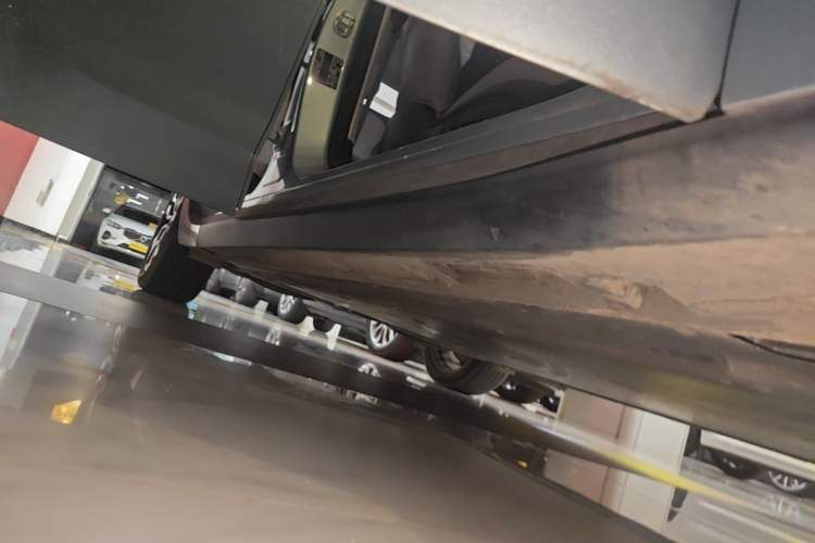 Used MG 4 EV 2026 Model 437 Freedom Edition Right Side Sill