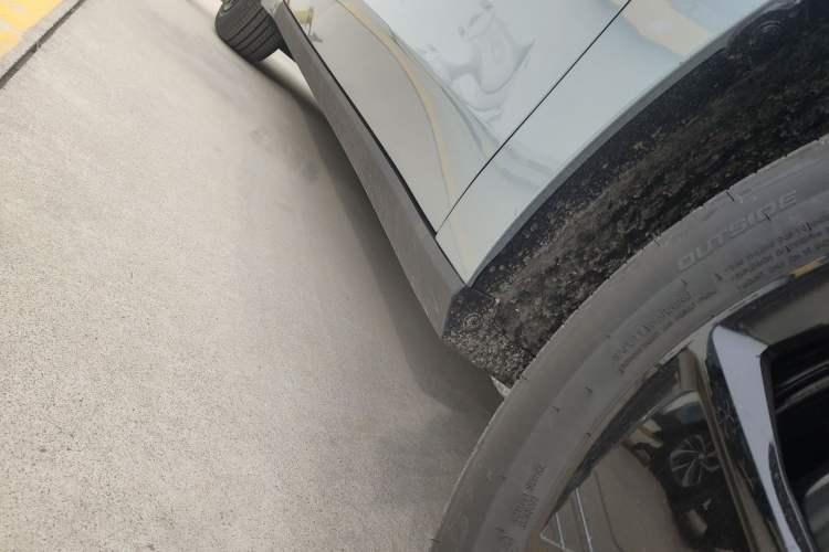 Used MG 4 EV 2026 Model 437 All-in-One Edition Right Side Sill