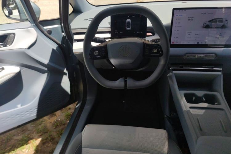 Used MG 4 EV 2026 Model 437 Freedom Edition Steering Wheel