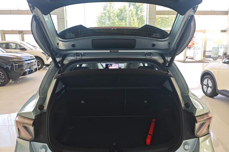Used MG 4 EV 2026 Model 437 Composed Edition Trunk