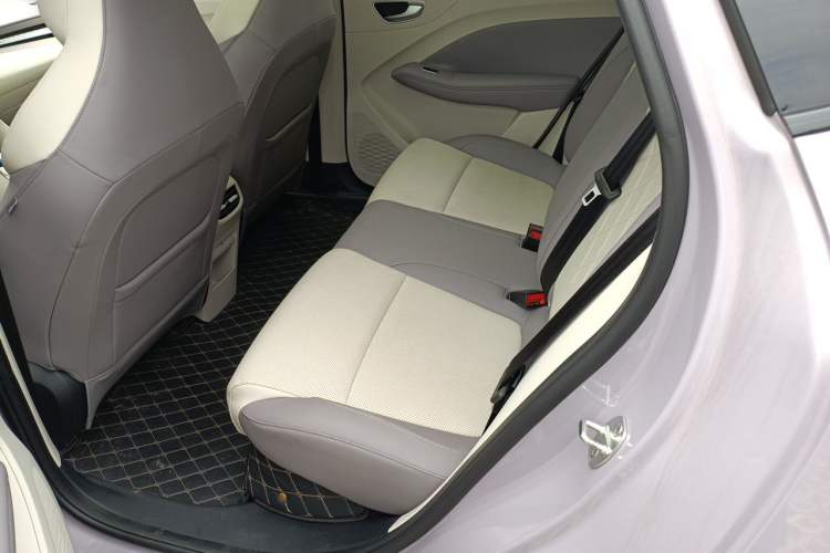 Used MG 4 EV 2026 Model 530 Smart Fun Edition Interior 4