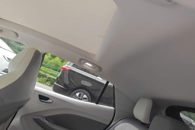 Used MG 4 EV 2026 Model 437 Freedom Edition Headliner