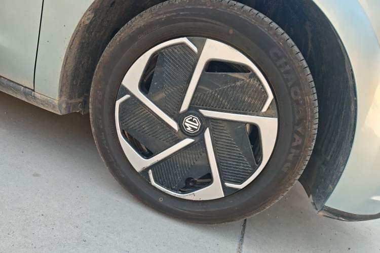 Used MG 4 EV 2026 Model 437 Composed Edition Right Front Wheel Hub