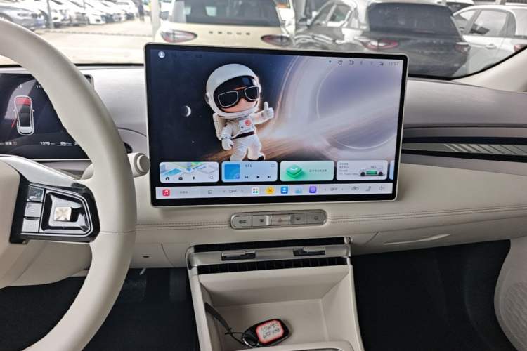 Used MG 4 EV 2026 Model 530 Smart Fun Edition Audio And AC Panel