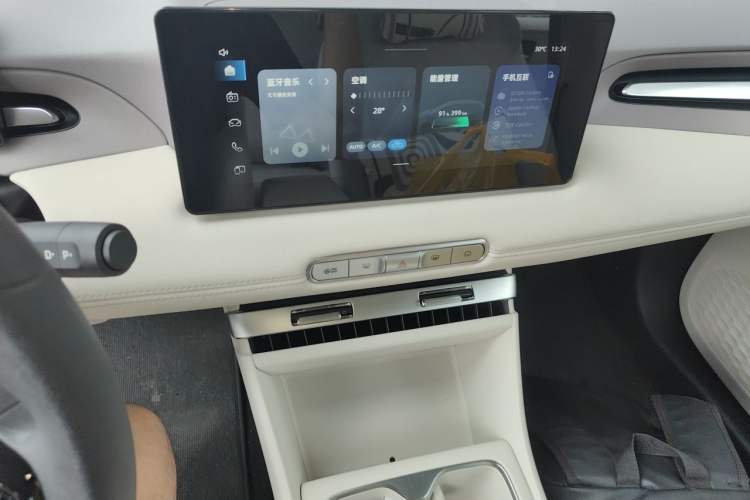 Used MG 4 EV 2026 Model 437 All-in-One Edition Audio And AC Panel