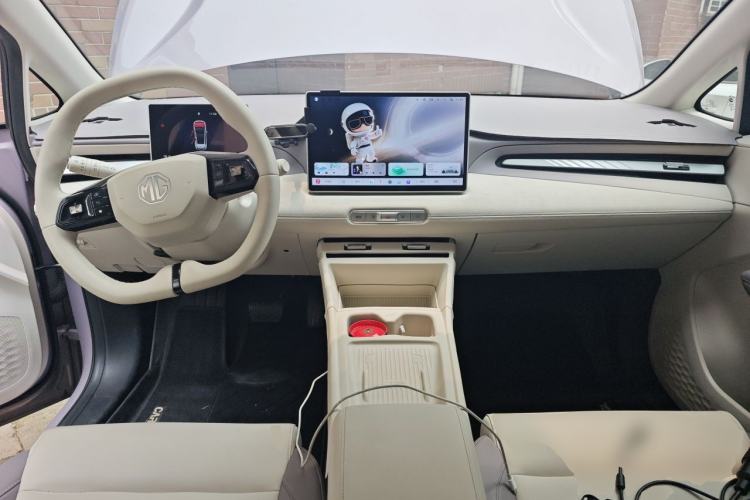 Used MG 4 EV 2026 Model 437 Composed Edition Center Console