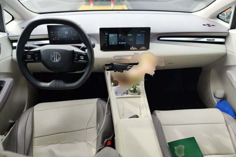 Used MG 4 EV 2026 Model 437 All-in-One Edition Center Console