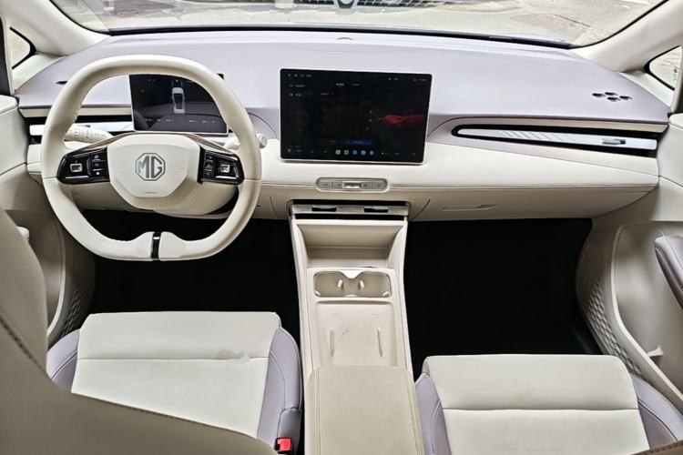 Used MG 4 EV 2026 Model 437 Composed Edition Center Console