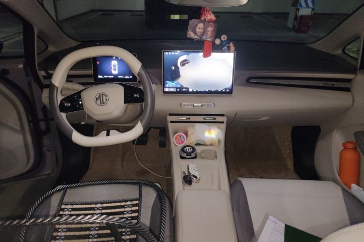 Used MG 4 EV 2026 Model 437 Freedom Edition Center Console