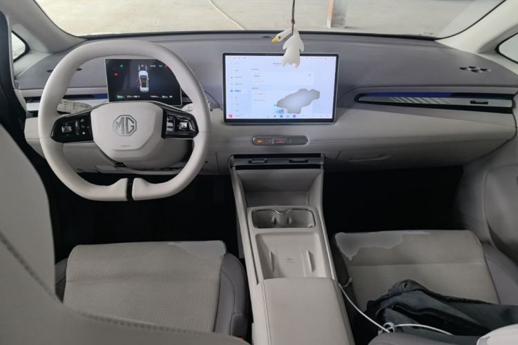 Used MG 4 EV 2026 Model 437 Freedom Edition Center Console