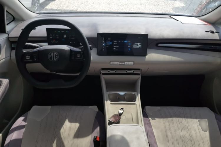 Used MG 4 EV 2026 Model 437 All-in-One Edition Center Console