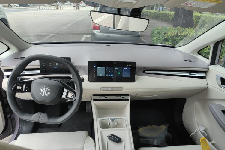 Used MG 4 EV 2026 Model 437 All-in-One Edition Center Console