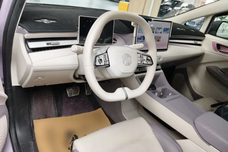 Used MG 4 EV 2026 Model 437 Freedom Edition Center Console